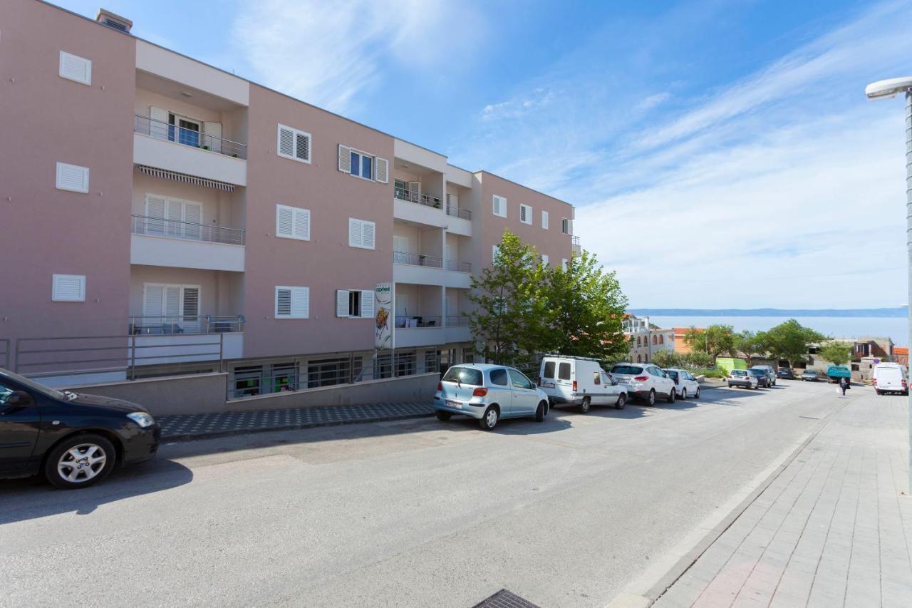 Apartment Ivona Макарска Экстерьер фото